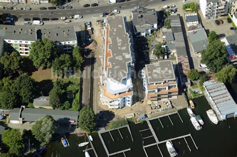 Berlin Von Oben Baustelle Zum Neubau Eines Wohnkomplexes Am Ufer Der