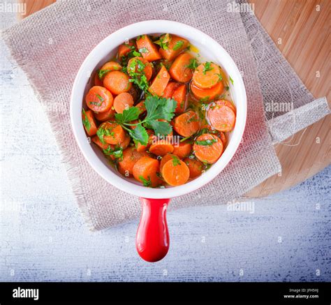 Glazed Baby Carrots Stock Photo - Alamy