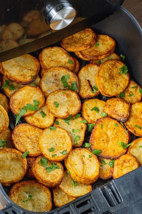 Golden Sliced Potatoes In Air Fryer