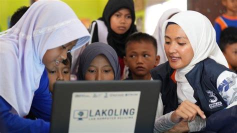 Tingkatkan Literasi Digital Di Desa Wisata Idsurvey Gandeng Relawan