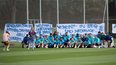 Hertha Vor Zweitliga Start Im Chaos Zusammenhalten Rbb24