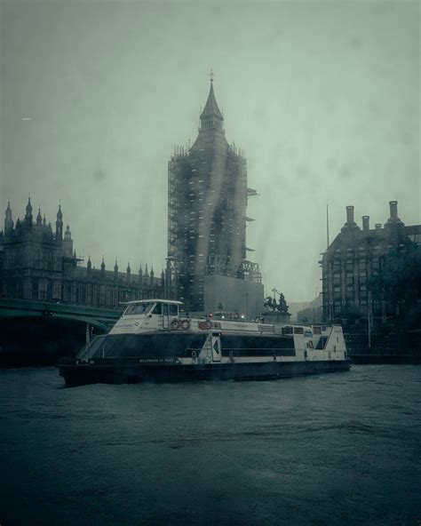 Thames River Cruise :: Behance