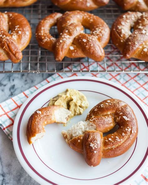 A Step By Step Guide To The Best Homemade Soft Pretzels Recipe