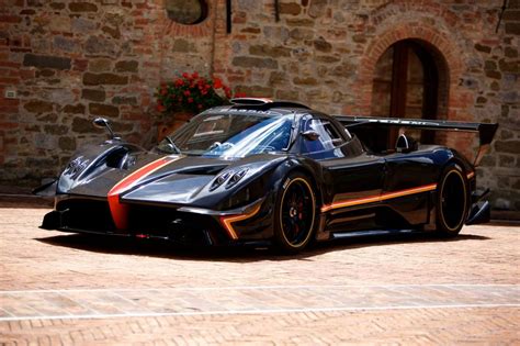 Pagani Zonda R Revolution Front