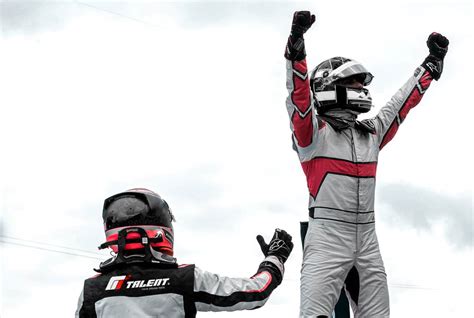 Come Diventare Pilota Di Auto La Guida Completa Gt Talent