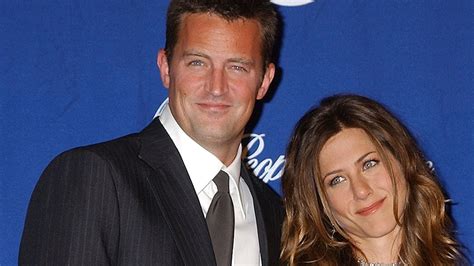 Matthew Perry Jennifer Aniston Sort Du Silence Suite Au Décès De Lacteur