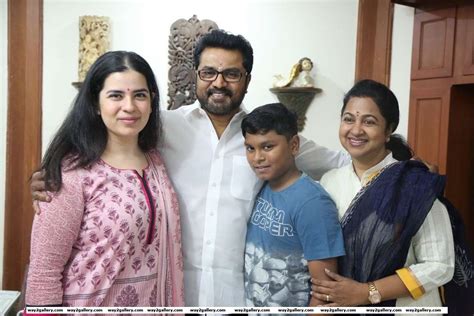 Sarath Actor Family / Sarath Kumar Height Weight Age Wife Children ...