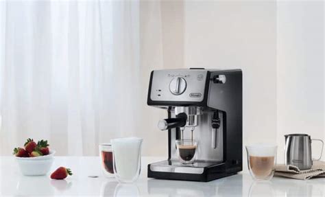 ECP35 31 Ec Series Manual Espresso Maker De Longhi International