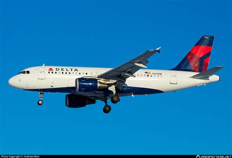 N Nb Delta Air Lines Airbus A Photo By Andrew Moir Id