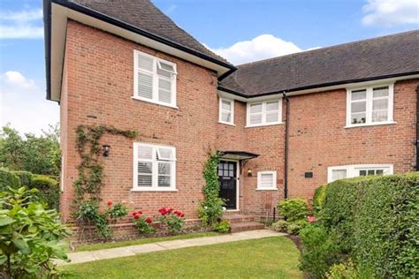 Hogarth Hill Hampstead Garden Suburb Nw11 2 Bedroom Semi Detached