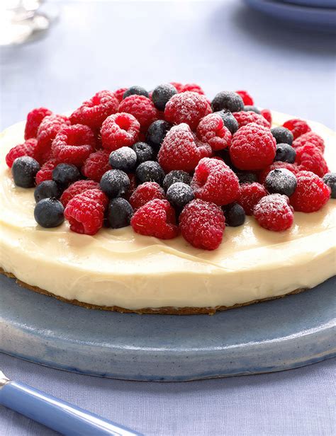 Classic Victorian Christmas Cake Mary Berry