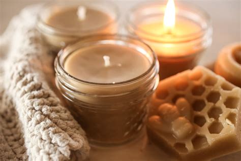 Beeswax Vs Soy Candles Illuminating The Differences The Everyday