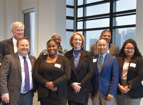 Higher tech salaries will drive the seattle median income 2