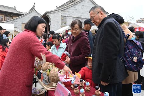 甘肃：“天水麻辣烫”走红 服务保障“升级” 光明网