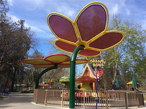 Happy Hollow Park And Zoo Usa Shade