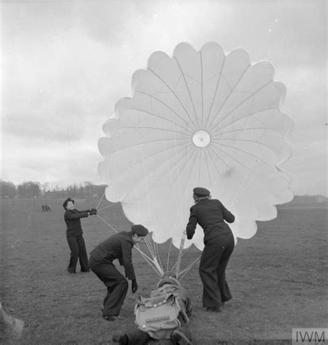 Women S Royal Naval Service With The Fleet Air Arm Scotland