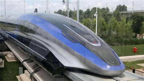 WATCH: China Unveils Fastest Maglev Train in the World With a Speed of ...