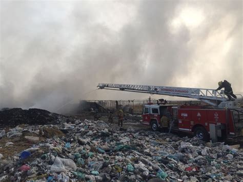 Arde de nuevo el Basurero de Canatlán