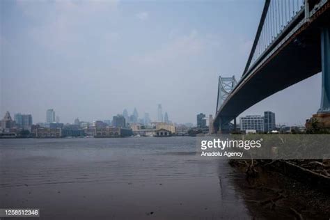 Camden Nj Skyline Photos and Premium High Res Pictures - Getty Images