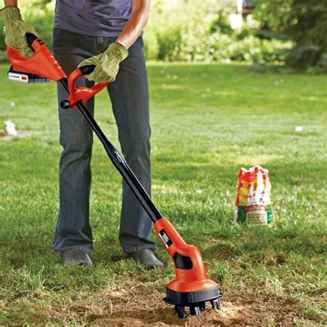 Black And Decker Lgc120 20 Volt Lithium Ion Cordless Garden Cultivator