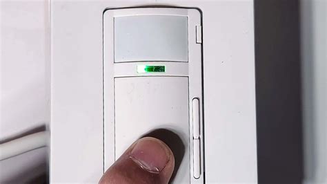 Leviton Decora Smart Wifi Motion Sensing Dimmer D2msd 1bw Review Toms Guide