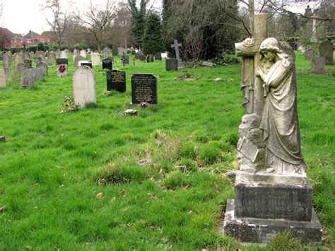 Earlham Road Cemetery © Evelyn Simak Geograph Britain And Ireland