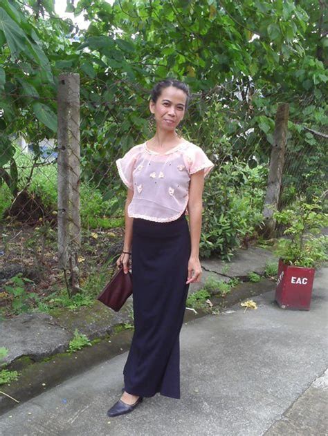 Kimona A Philippine Traditional Clothing In 2019 Traditional Outfits Filipiniana