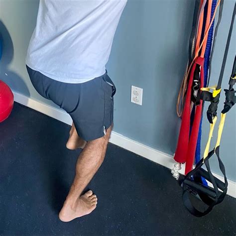 Raised Heel Single Leg Raise Knee Bent Calf Raise By Tony M Exercise