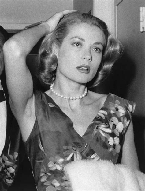 Grace Kelly Pin Up