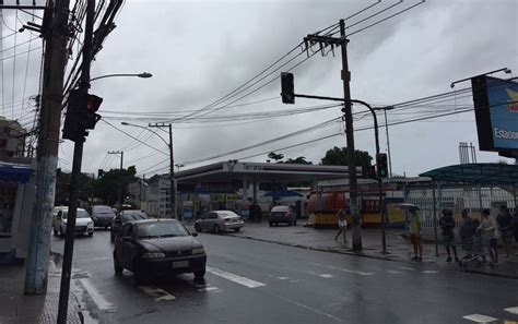 Tempo Fica Nublado E Chuvoso No Rio Neste Domingo Rio De Janeiro G1