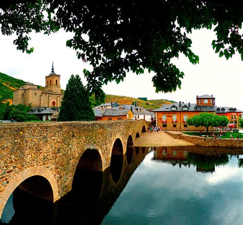 Ayuntamiento de Molinaseca - Bierzo Enoturismo