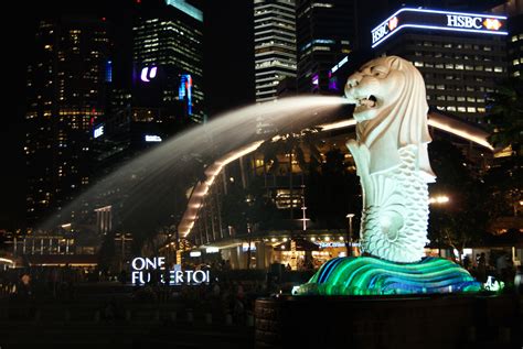 File:Merlion, Merlion Park, Singapore - 20130315-03.jpg