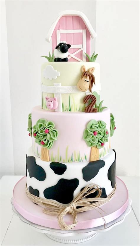 Pin By Iva On Cakes Farm Birthday Cakes Farm Cake Barnyard Cake