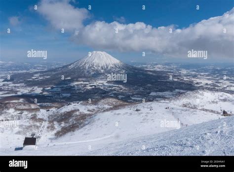 Mt Youtei Niseko Japan Hi Res Stock Photography And Images Alamy