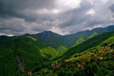 Zeyniler Köyü ve Uludağ Foto Orhan Turhan Natural landmarks