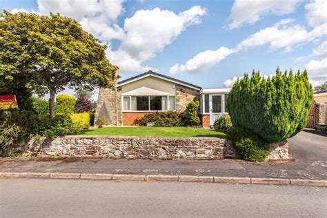 3 Bed Detached Bungalow For Sale In Kingsland Leominster Hr6 Zoopla