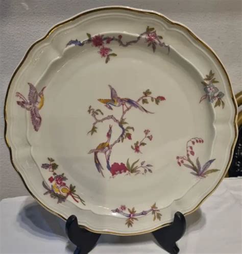 6 BELLES ASSIETTES plates porcelaine de Limoges BERNARDAUD Modèle