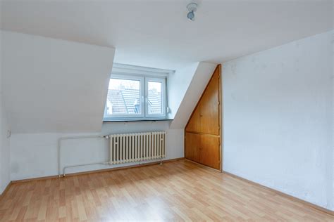 Provisionsfrei Zimmer Reihenmittelhaus Mit Balkon U Garten