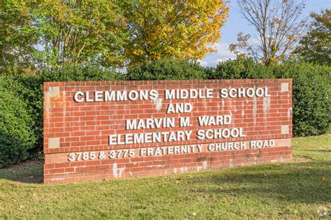 About Clemmons West | Schools, Demographics, Things to Do - Homes.com