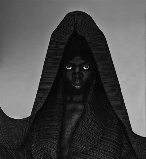 Zanele Muholi Paying Homage To The History Of Black Women The New York Times