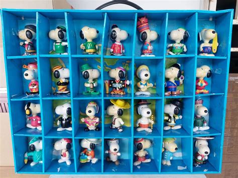 McDonald S 1998 Snoopy World Tour Collection Hobbies Toys