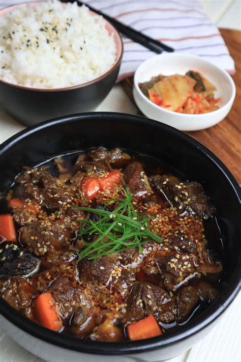 EASY KOREAN BEEF STEW