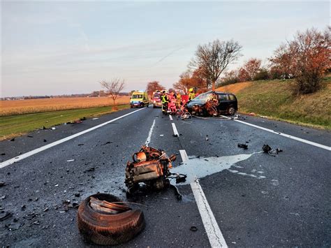 Tragiczny wypadek Nie żyją dwie osoby Zdjęcia ku przestrodze