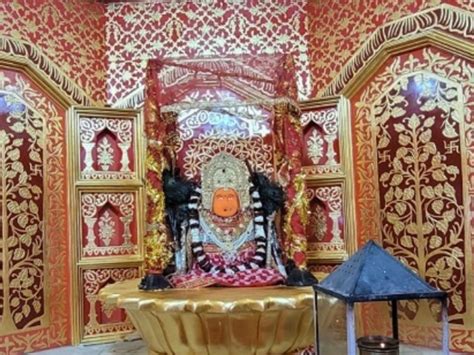 Maa Bamleshwari Devi temple Dongargarh history photos-1600 फीट ऊंचे ...