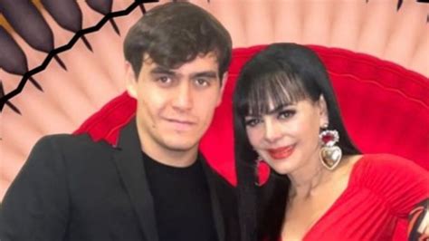 VIDEO Maribel Guardia rompe en llanto al recordar a Julián Figueroa