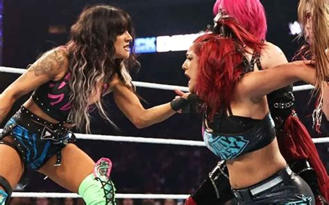 Dakota Kai Promises To Shatter Bayley In Upcoming Wwe Smackdown Showdown