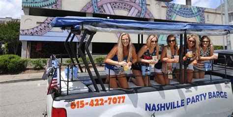 Nashville’s Best Party Buses