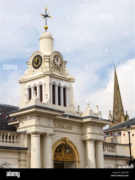 Essex Uk September 6th 2021 Library Building And The Spire Of St Marys Church In The