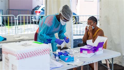 La Guadeloupe reconfinée pour au moins trois semaines France Bleu