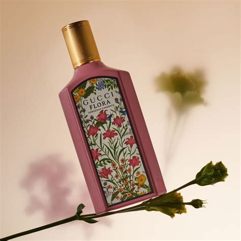 The 14 Best Floral Perfumes Youll Want To Wear All Year Marie Claire Uk